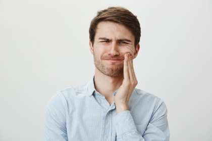 Jakie mogą być skutki uboczne nadwrażliwości zębów?