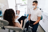 Regularne wizyty u dentysty - jak wpływają na zdrowie i kondycję naszej jamy ustnej?